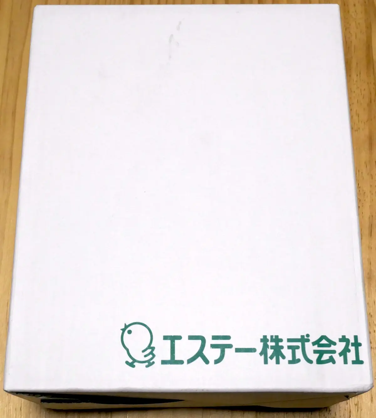 優待が入っている外箱 側面
