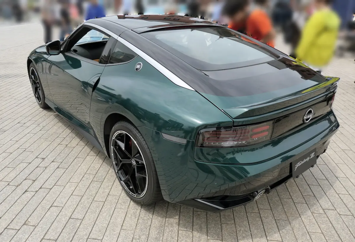 RZ34 フェアレディZ 2027年型 基準車 左後