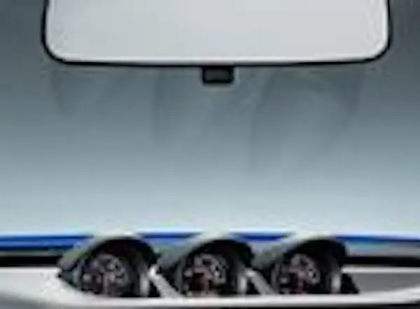 ST 2025年モデルのルームミラー正面