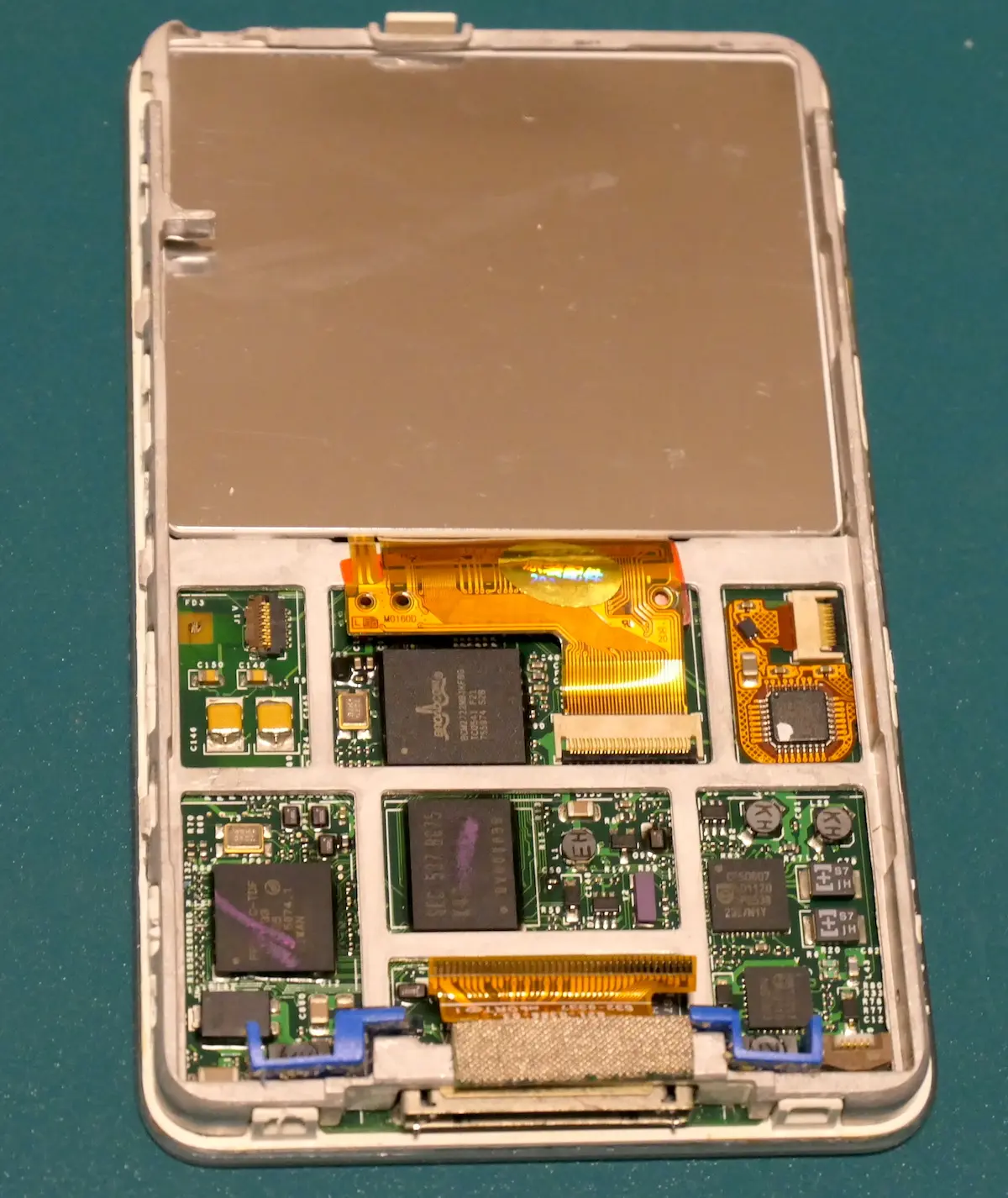 iPod第五世代液晶画面交換4