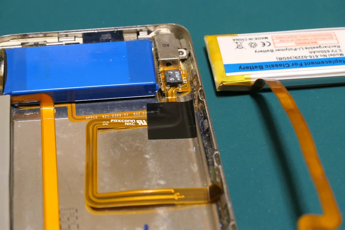 iPod第五世代充電池交換